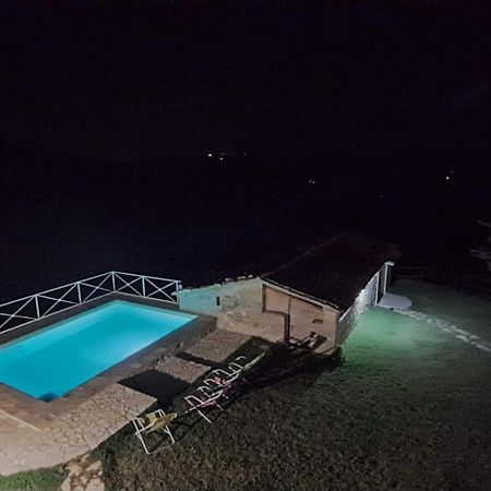 Casale Al Lago Con Piscina E Sauna Corbara  エクステリア 写真
