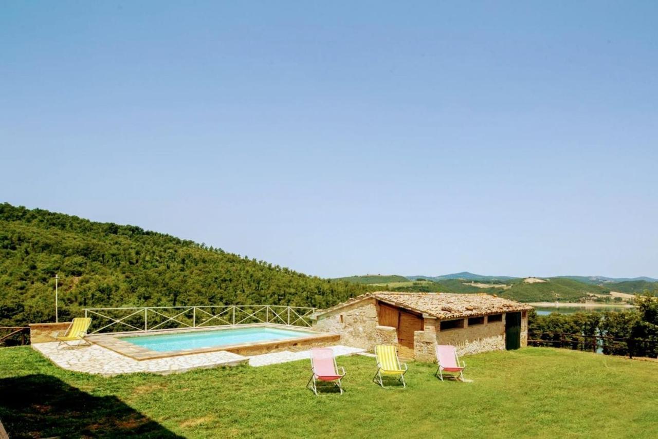 Casale Al Lago Con Piscina E Sauna Corbara  エクステリア 写真