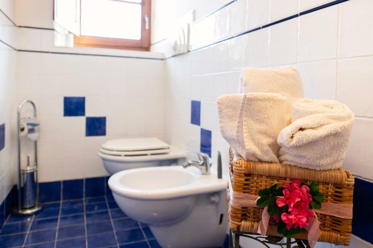 Casale Al Lago Con Piscina E Sauna Corbara  エクステリア 写真